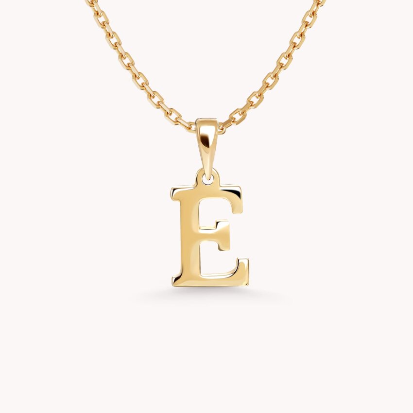 Zlatni privjesak Letter E