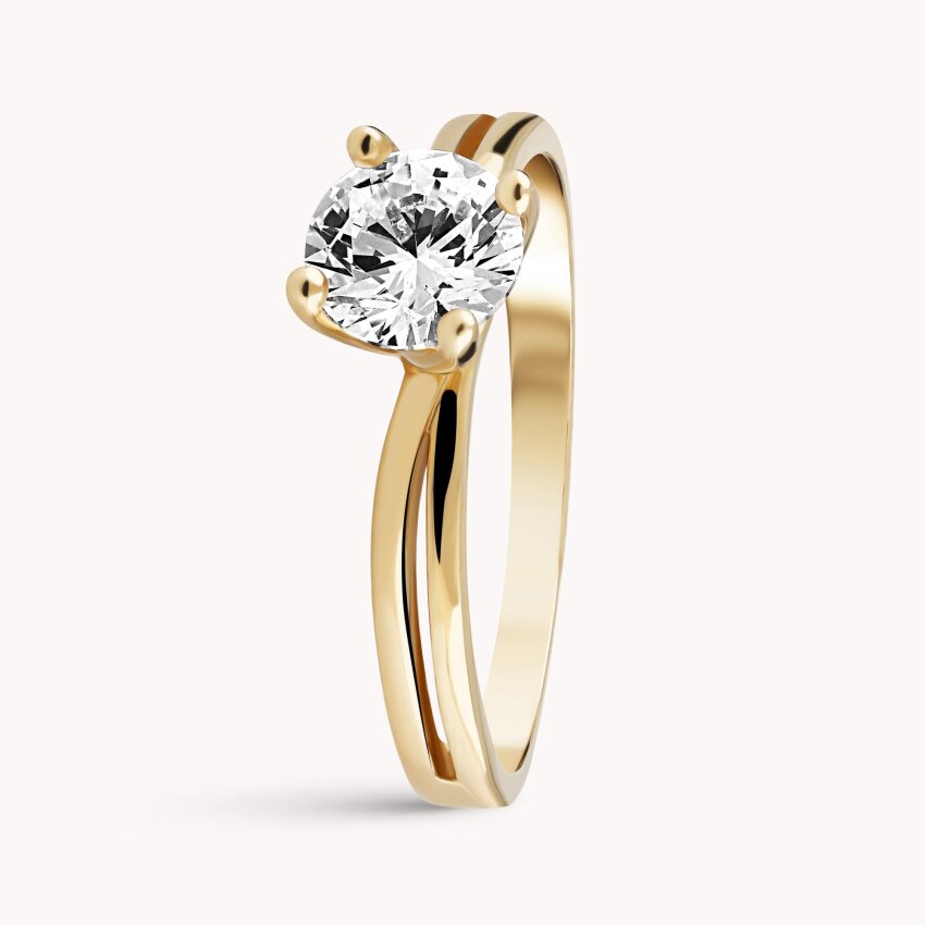 Zlatni prsten Otmjeni sjaj