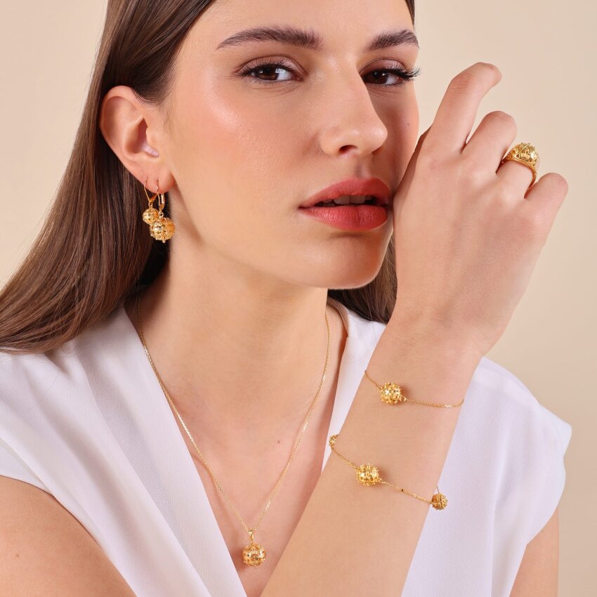 Zlatne naušnice Botuni