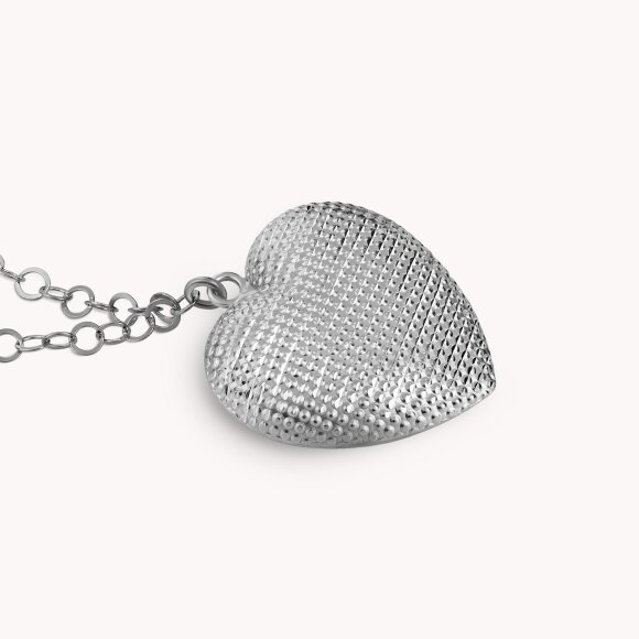 Srebrna ogrlica Srce s uzorkom