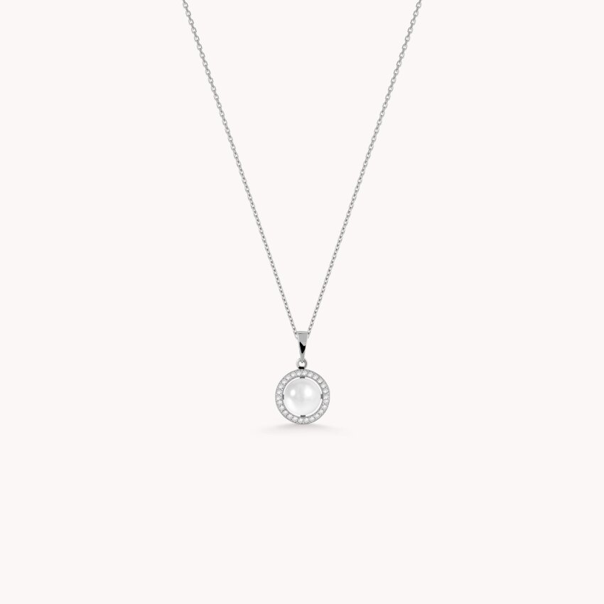 Zlatna ogrlica Biser u sjajnom detalju