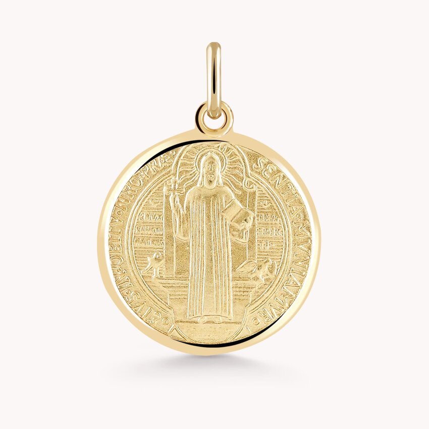 Zlatni privjesak Benedikt