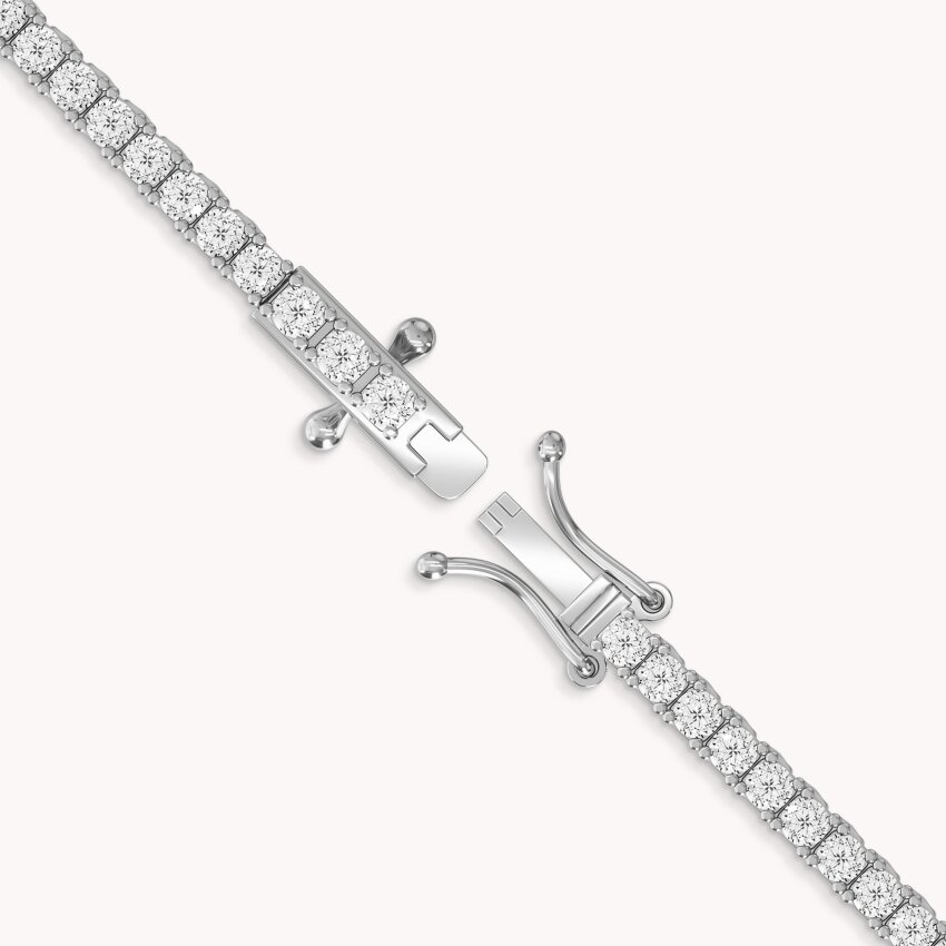 Srebrna ogrlica Upečatljivost