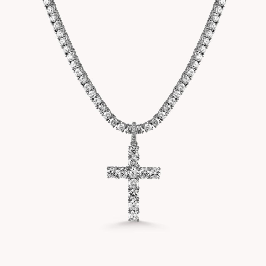 Srebrna ogrlica Križ sa sjajnim detaljima