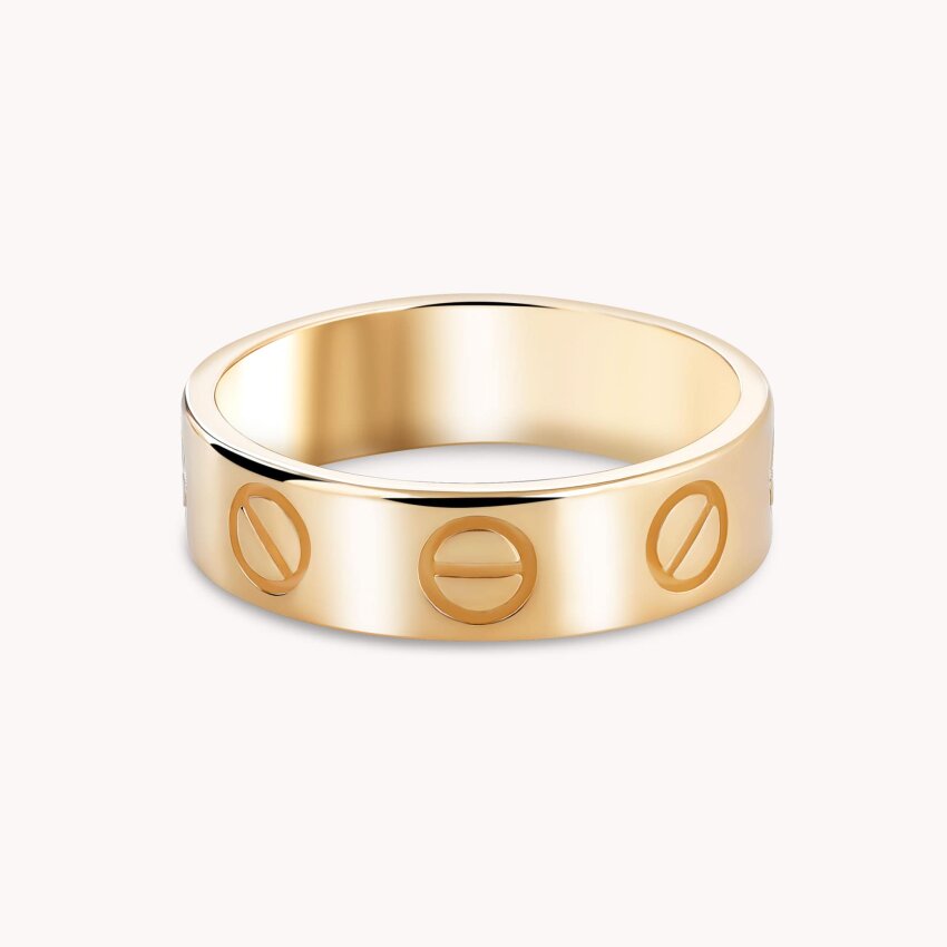 Zlatni prsten elegancija