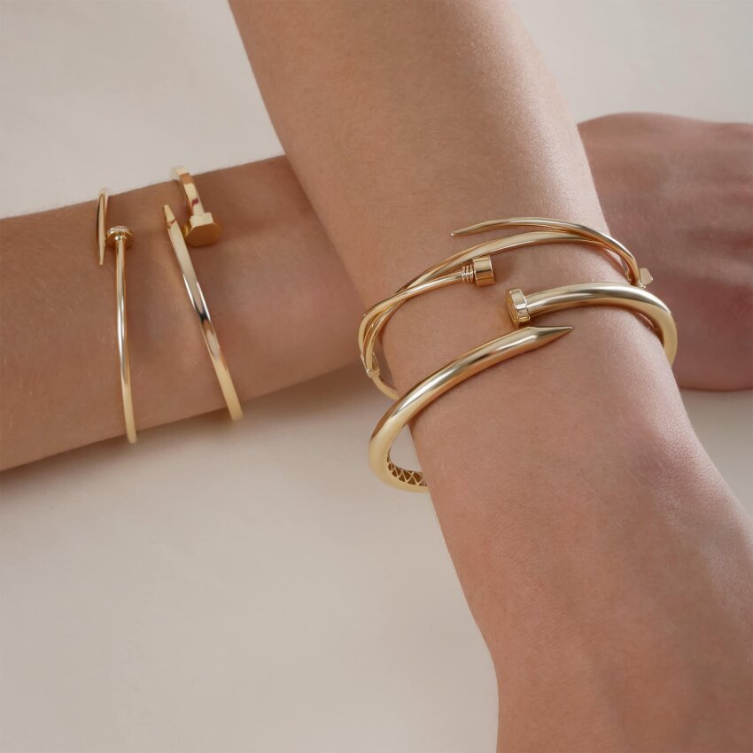 Zlatna narukvica elegancija