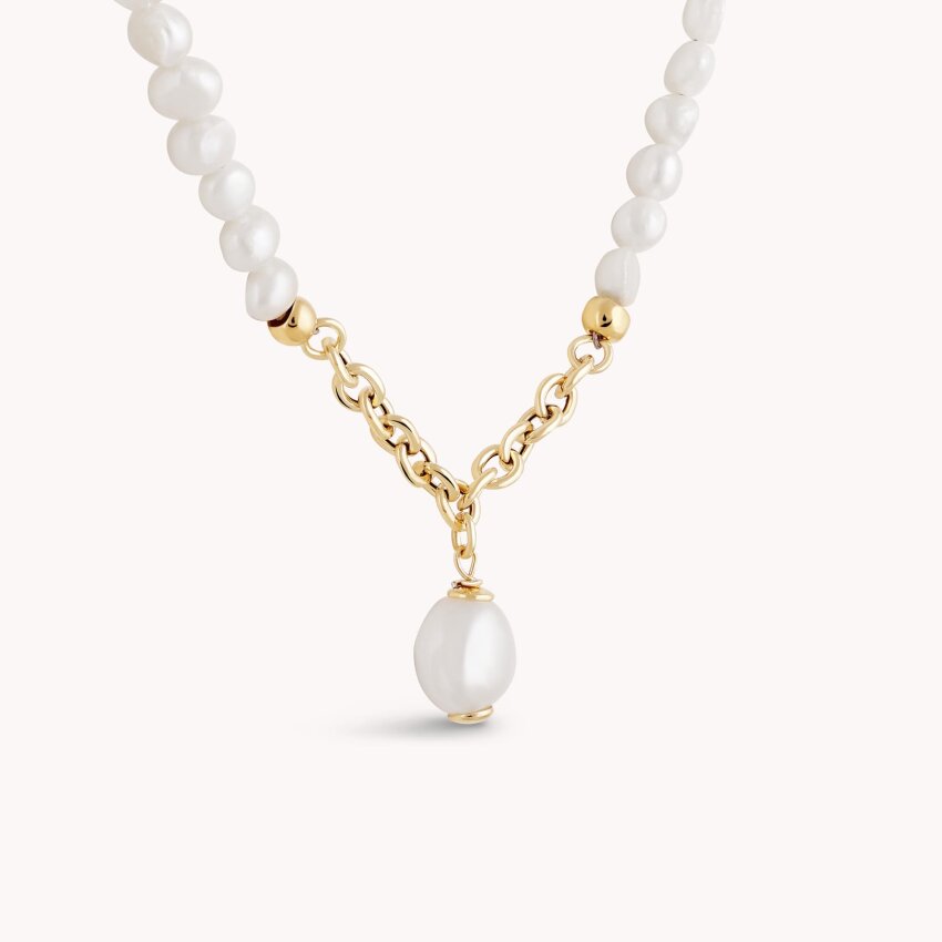 Srebrna ogrlica Biseri profinjenosti pozlata