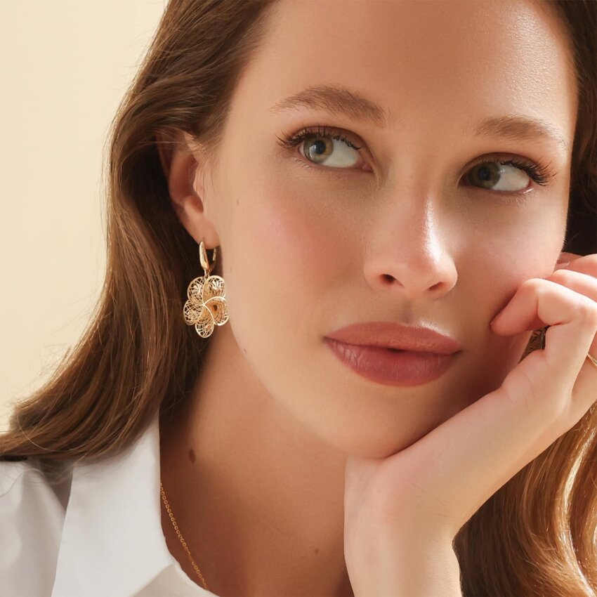 Zlatne naušnice Cvijet umjetnosti
