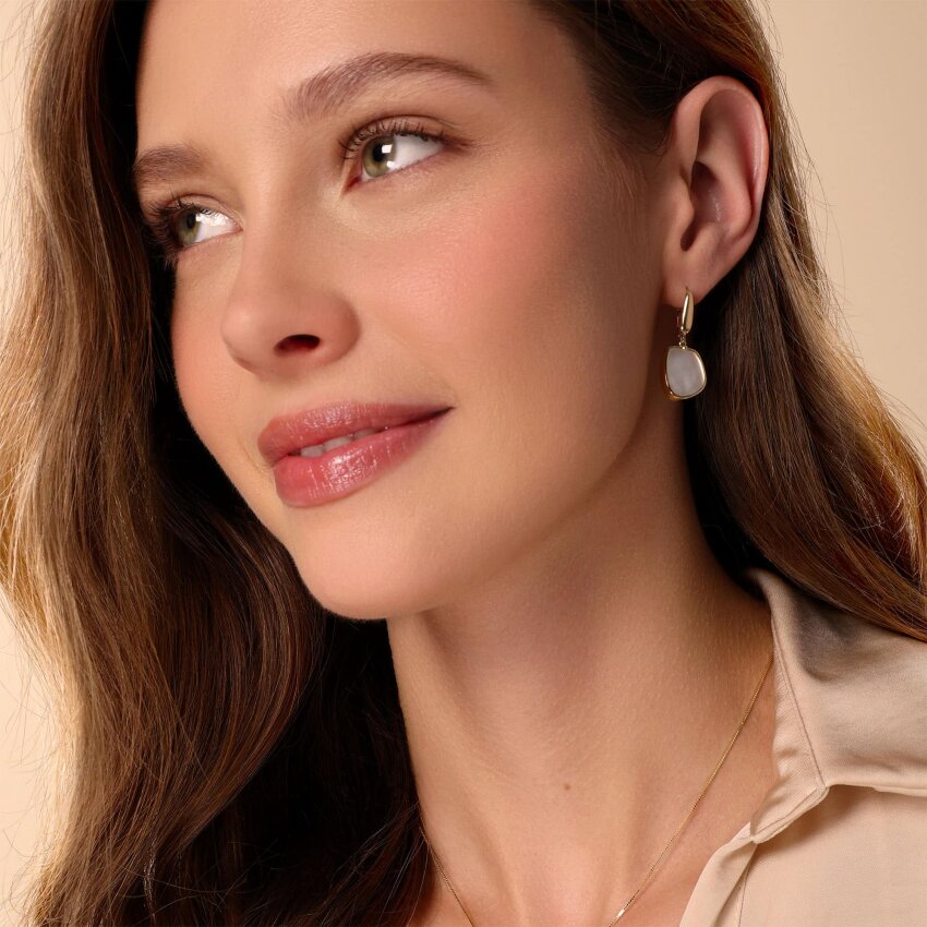 Zlatne naušnice Čista elegancija