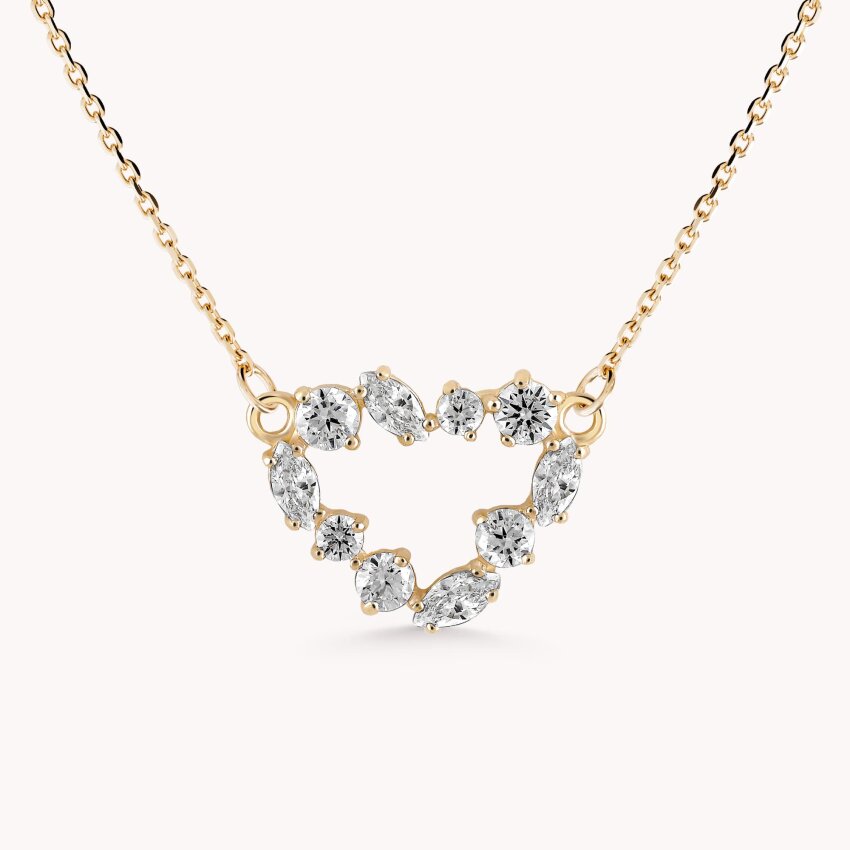 Zlatna ogrlica Sjajni detalji