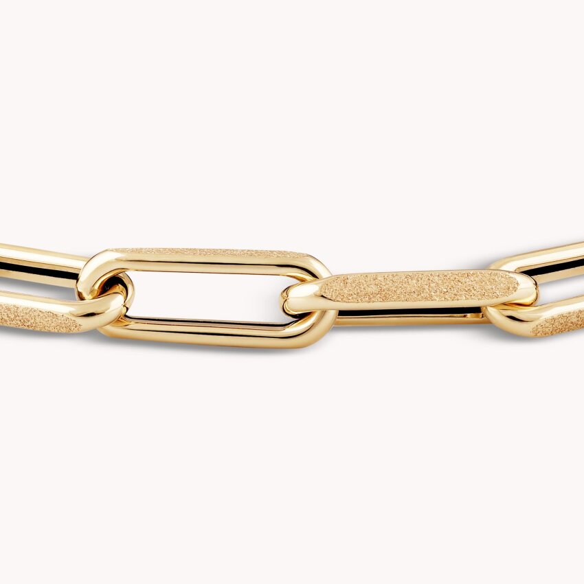 Zlatna narukvica Karike elegancije